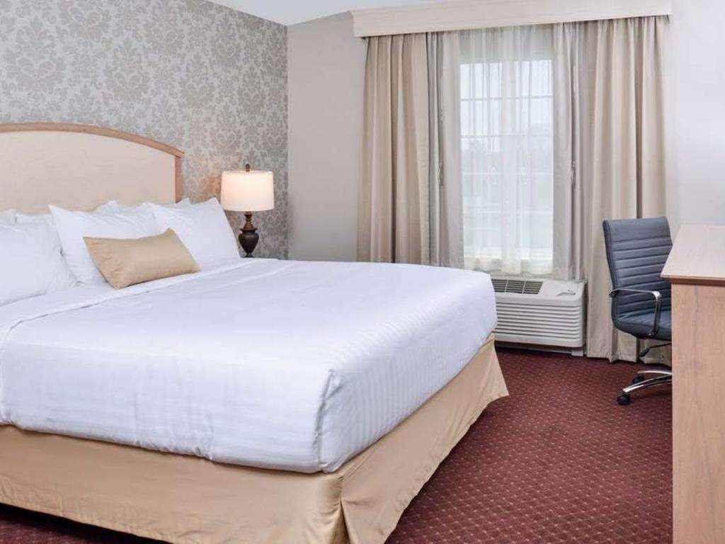 Appomattox Inn And Suites Pokoj fotografie