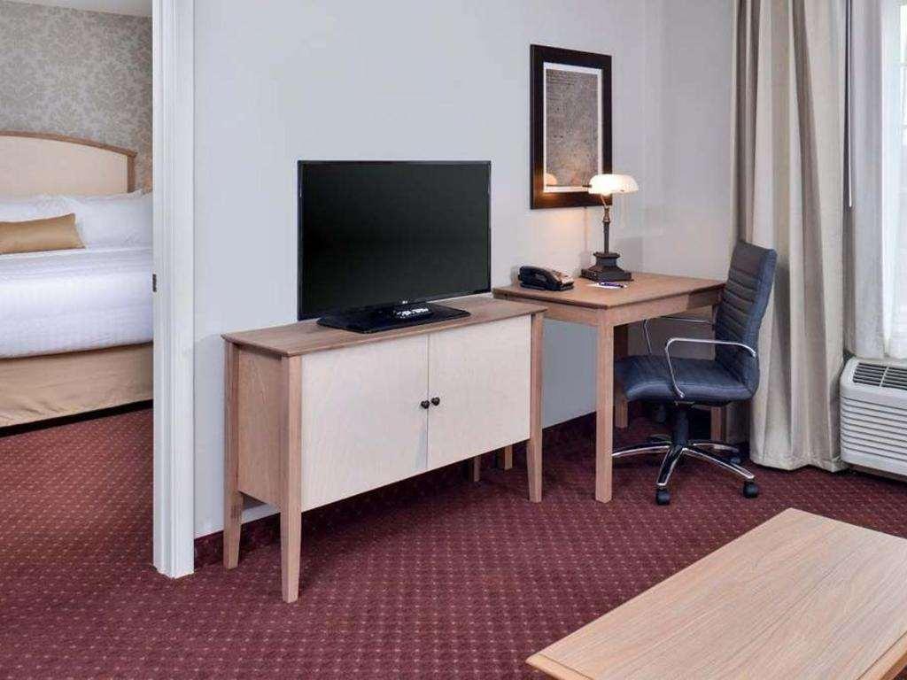 Appomattox Inn And Suites Pokoj fotografie